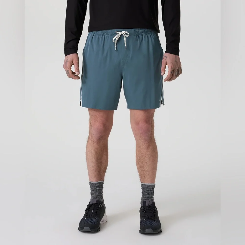 Vuori Trail Short 2.0 6” Inseam Blue / Heather Grey Mesh Trim XXL